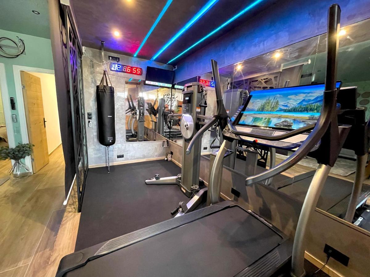Capsule Wellness - Sauna - Balneo - Machine De Sport Privatif - Ps5 - 2 Chambres Valenciennes Buitenkant foto