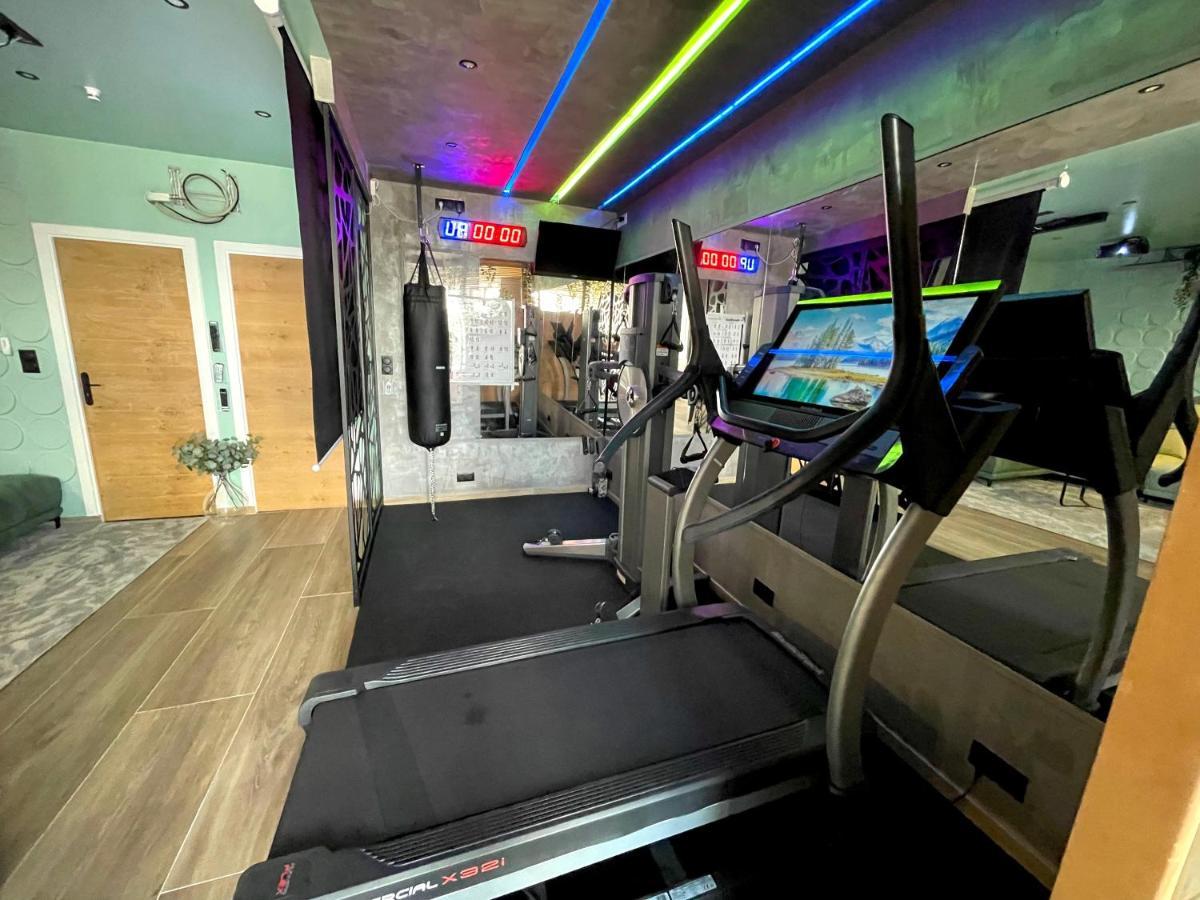Capsule Wellness - Sauna - Balneo - Machine De Sport Privatif - Ps5 - 2 Chambres Valenciennes Buitenkant foto