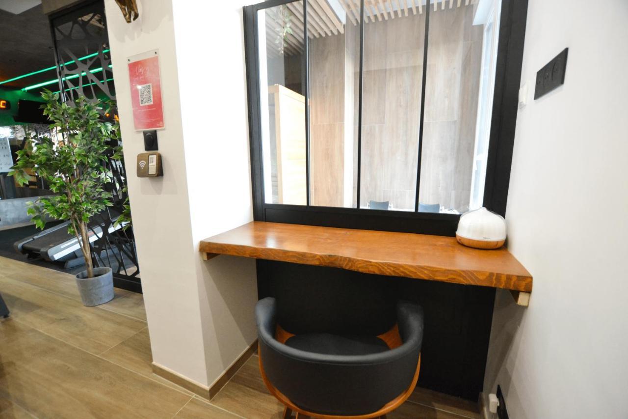 Capsule Wellness - Sauna - Balneo - Machine De Sport Privatif - Ps5 - 2 Chambres Valenciennes Buitenkant foto