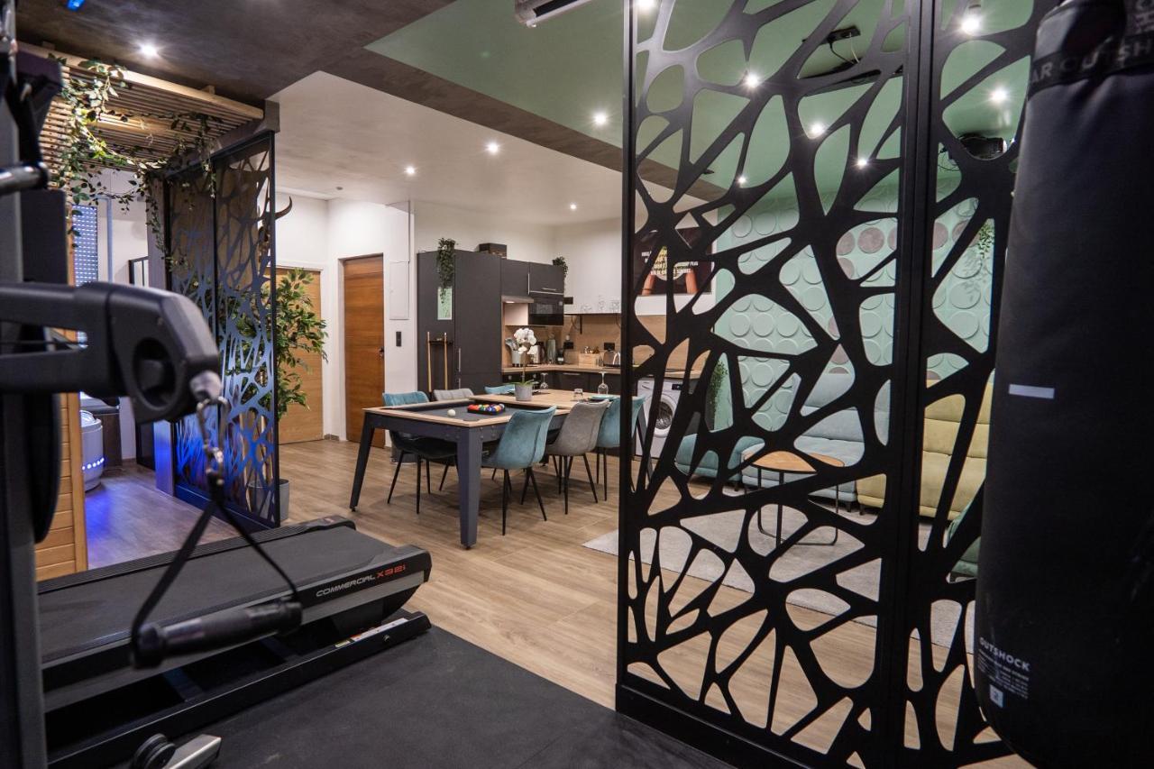 Capsule Wellness - Sauna - Balneo - Machine De Sport Privatif - Ps5 - 2 Chambres Valenciennes Buitenkant foto