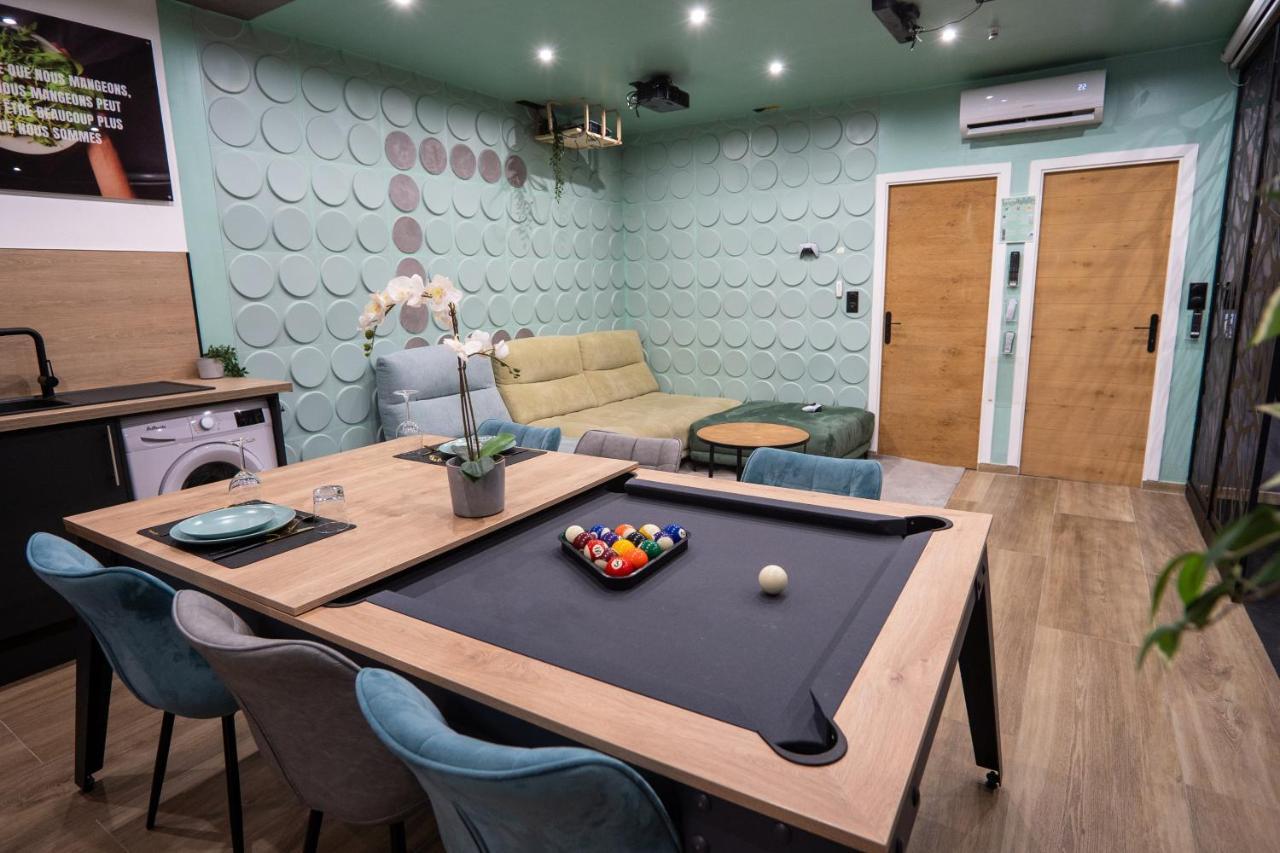 Capsule Wellness - Sauna - Balneo - Machine De Sport Privatif - Ps5 - 2 Chambres Valenciennes Buitenkant foto