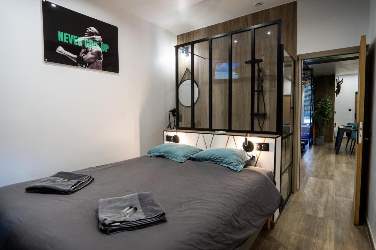 Capsule Wellness - Sauna - Balneo - Machine De Sport Privatif - Ps5 - 2 Chambres Valenciennes Buitenkant foto