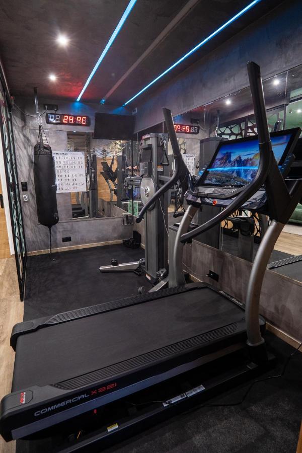 Capsule Wellness - Sauna - Balneo - Machine De Sport Privatif - Ps5 - 2 Chambres Valenciennes Buitenkant foto